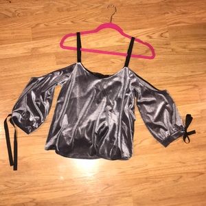 🦋 Romeo & Juliet Couture Velvet Cold Shoulder Top